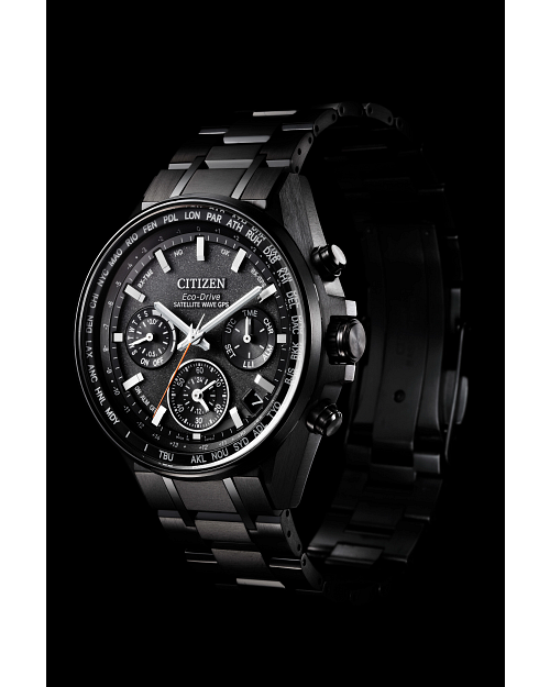 Satellite Wave GPS Black Dial Super Titanium Bracelet CC4004-58E